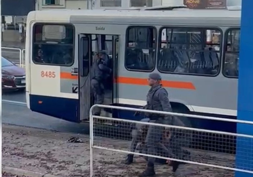 ATENTADO EM PIRACICABA | TUPi emite nota após passageiros serem esfaqueados dentro de ônibus