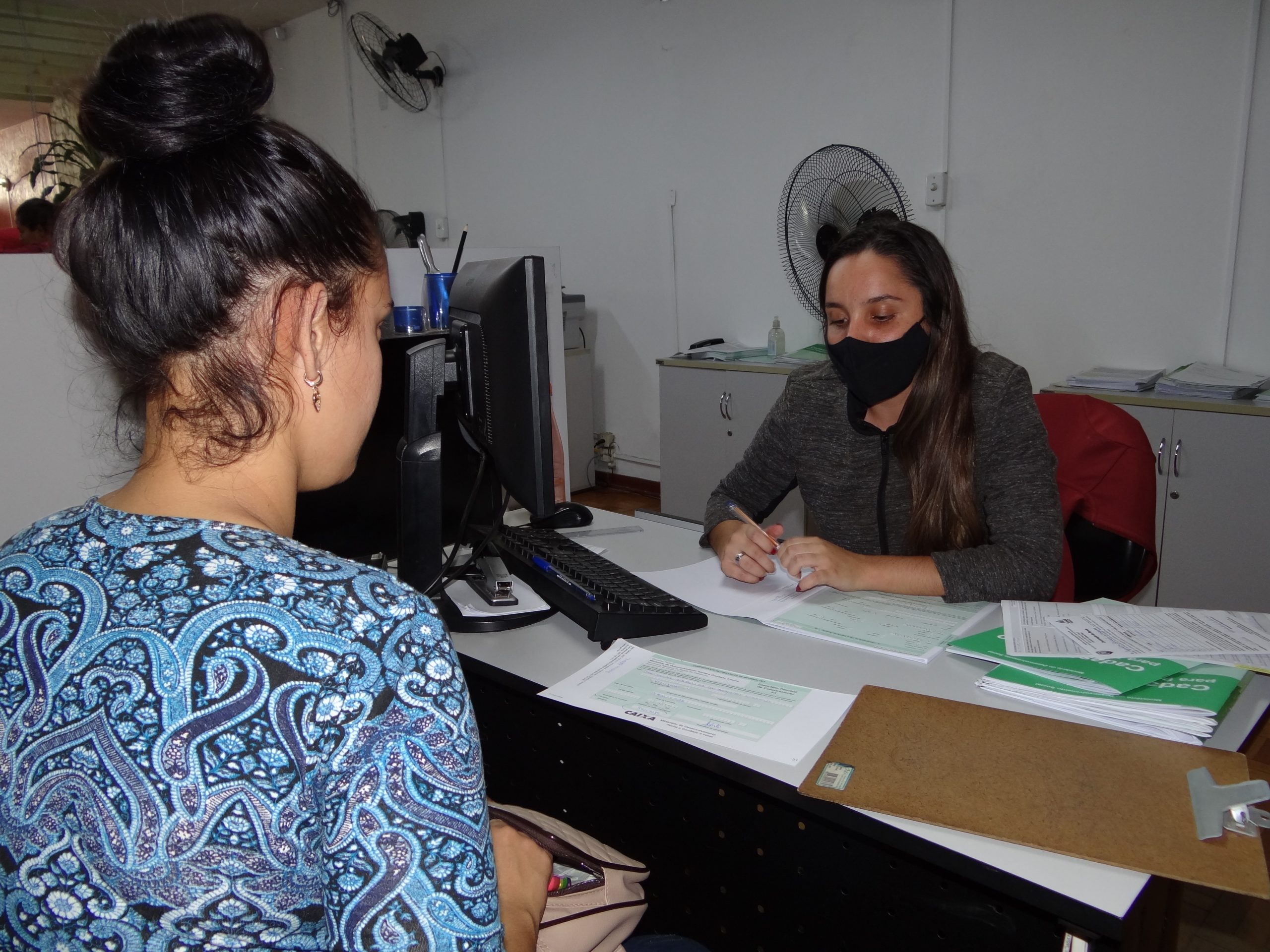 13 mil famílias precisam atualizar cadastro para receber o Auxílio Brasil em Piracicaba; saiba como fazer