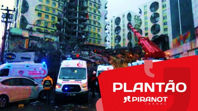 Número de mortos passa de 1,8 mil em terremotos na Turquia; acompanhe as últimas imagens e notícias