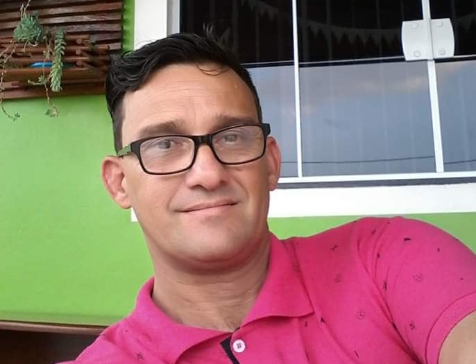 Ciclista que morreu após ter bicicleta atingida por veículo em Rio das Pedras é identificado