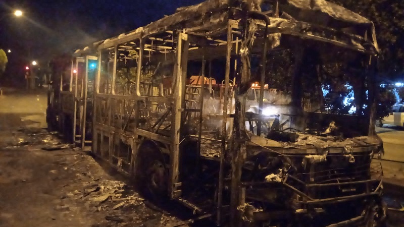 VÍDEO | Imagens mostram protestos e vandalismo após mortes em Piracicaba (SP)