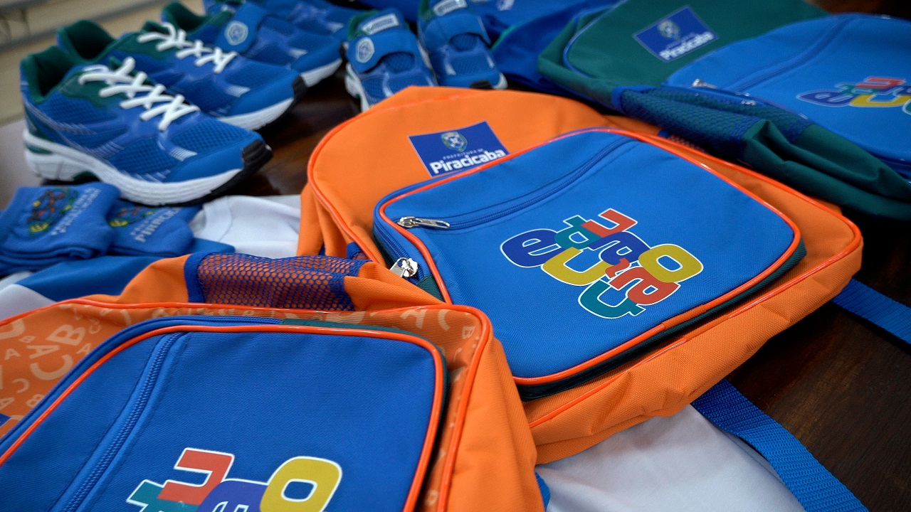 Prefeitura conclui compra de uniformes escolares para 36 mil alunos em Piracicaba