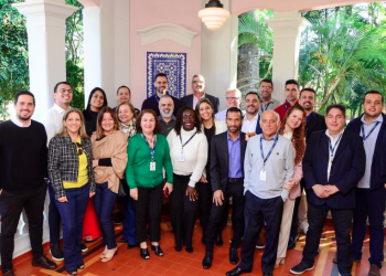 Equipe de corretores especialistas em Lançamentos e Gerentes Frias Neto