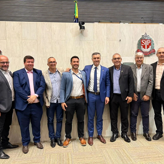 CREA-SP recebe homenagem pelos 89 anos de fundação em sessão solene na Alesp