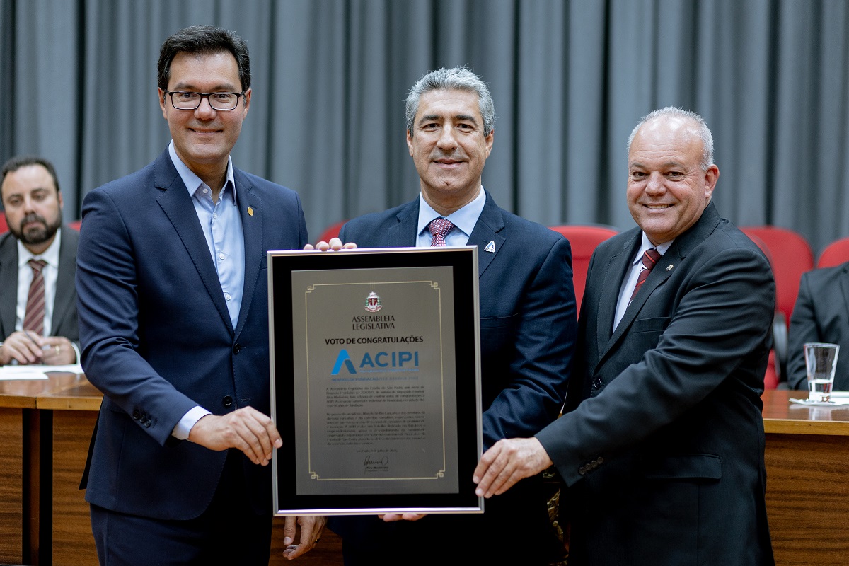 Com 90 anos de história, Acipi recebe homenagem na Câmara de Vereadores de Piracicaba