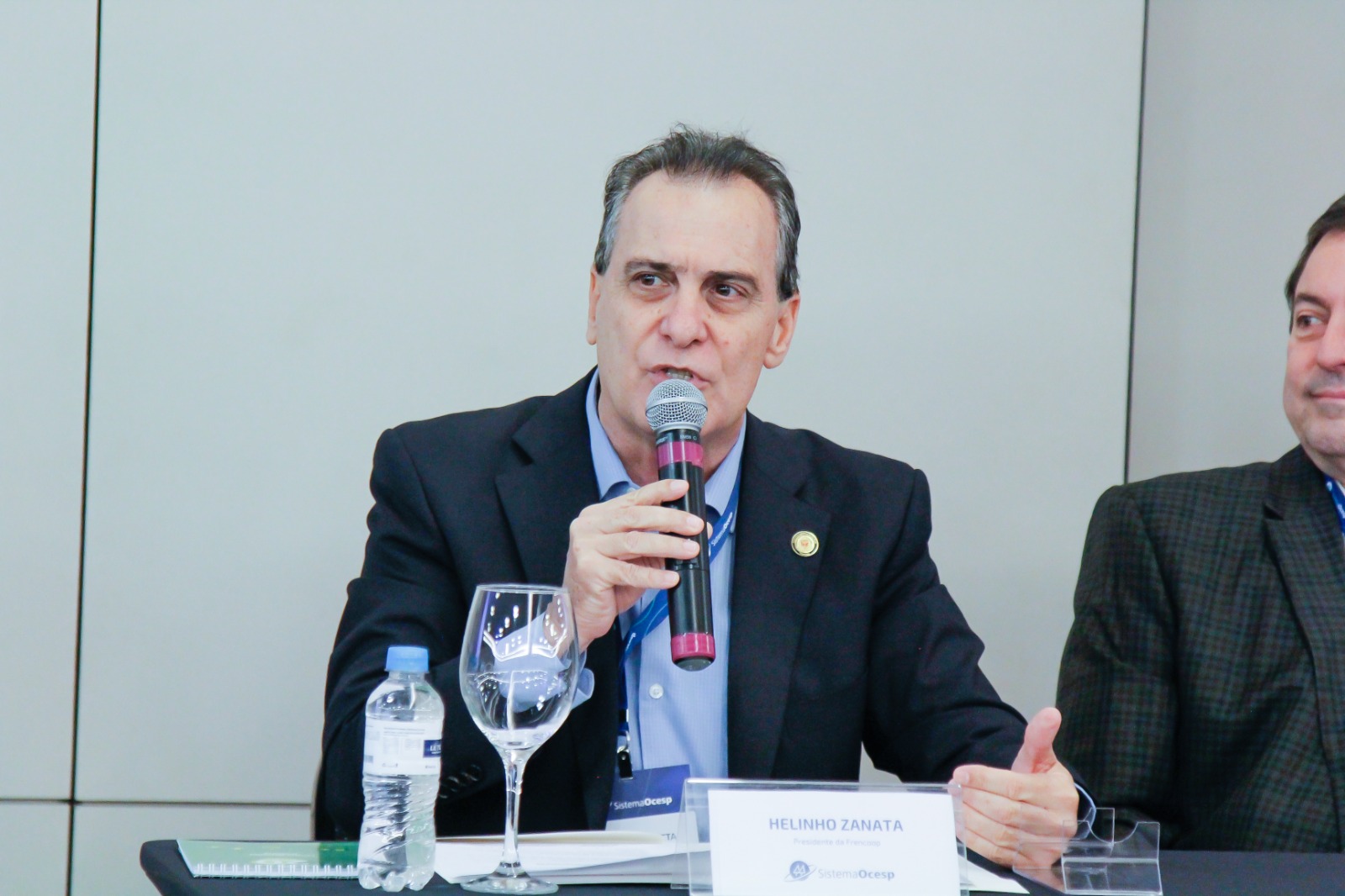 Aprovado pela Alesp, projeto de Helinho vai garantir transporte gratuito para autistas