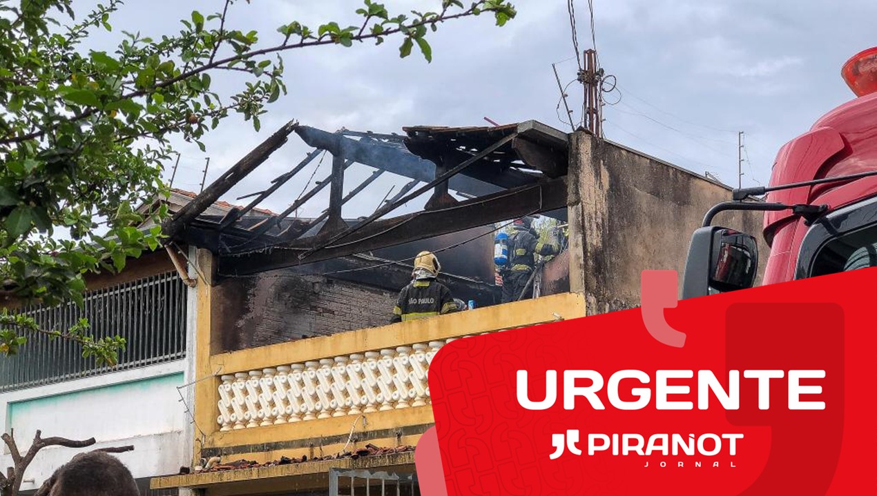 Brincadeira de crianças com fogos de artifício em Piracicaba provoca incêndio em sobrado