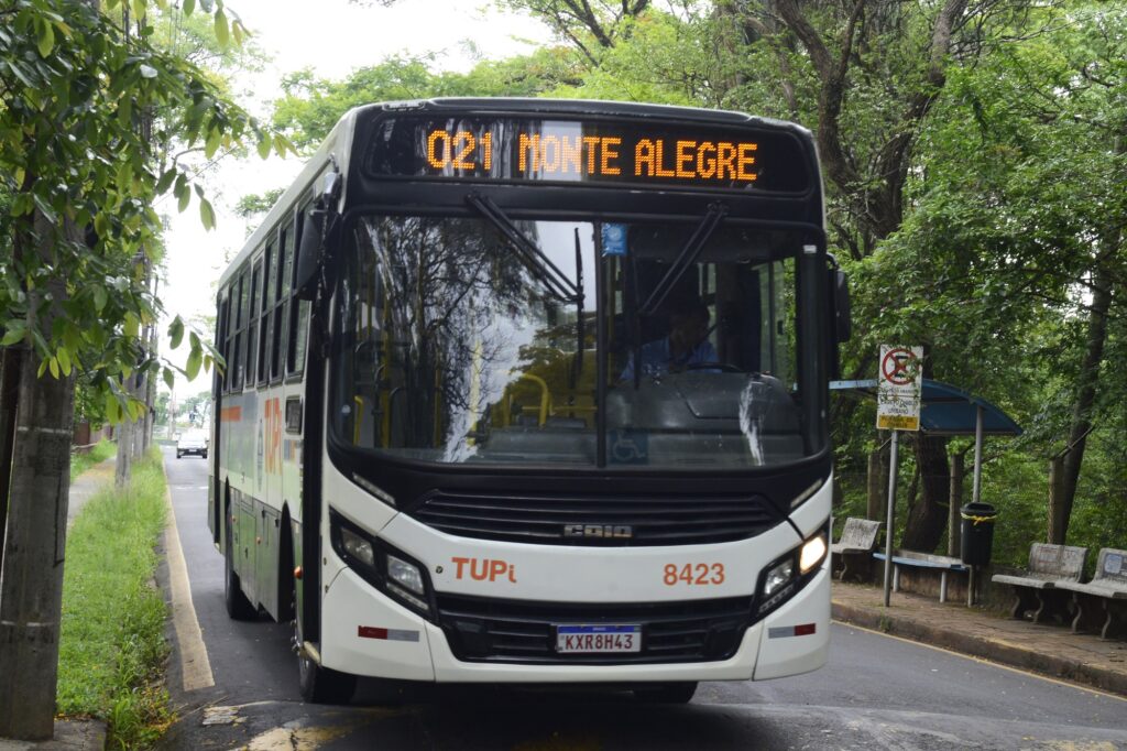 Linhas de ônibus têm acréscimos de viagens em Piracicaba; veja os horários