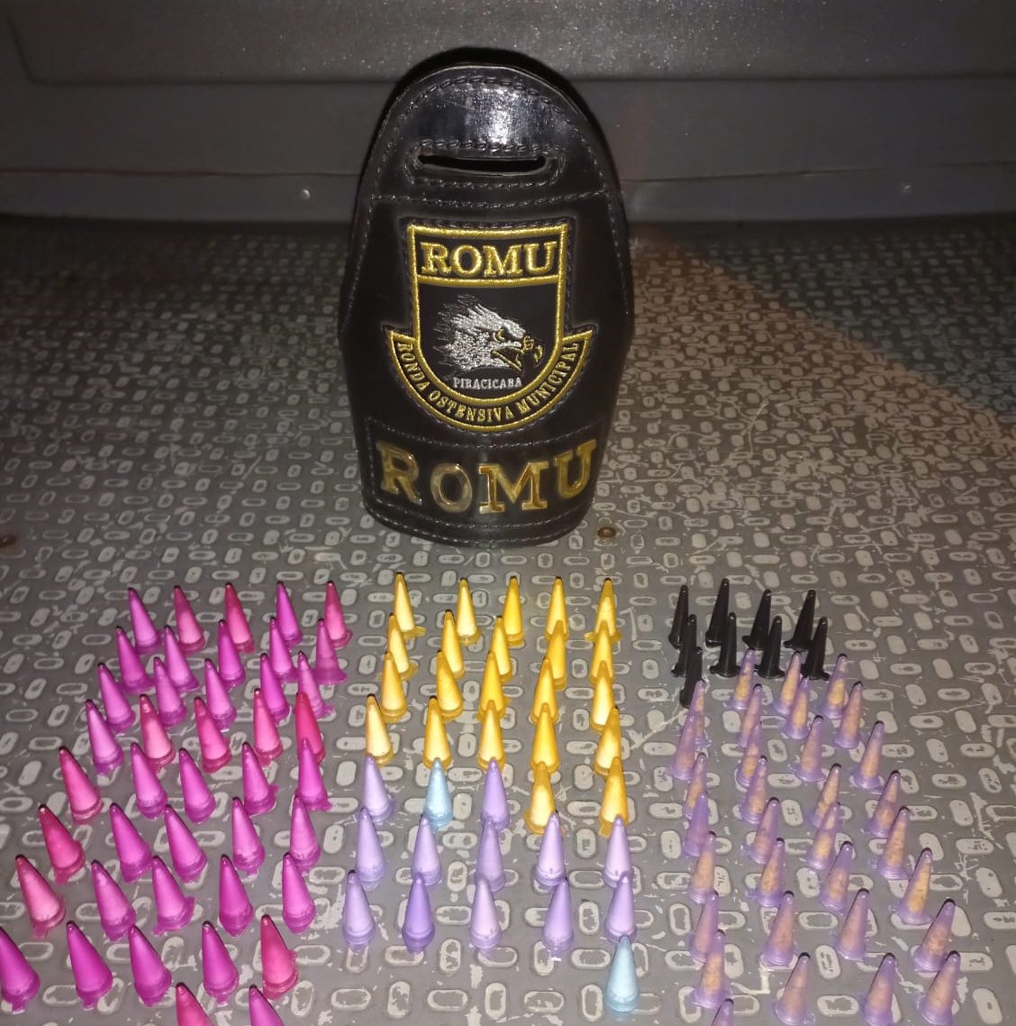 ROMU da Guarda Civil de Piracicaba prende jovem de 24 anos por tráfico ROMU da Guarda Civil de Piracicaba prende jovem de 24 anos por tráfico