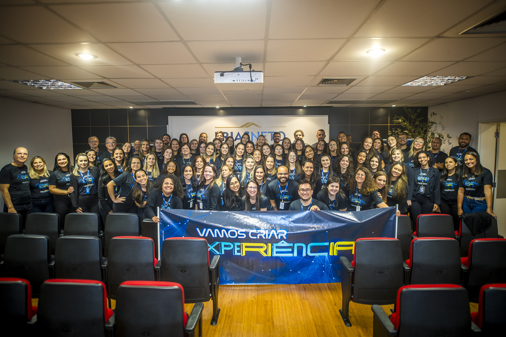 Frias Neto realiza 1ª Convenção Administrativa 2024 mantendo o tema do ano: O Futuro é Criar