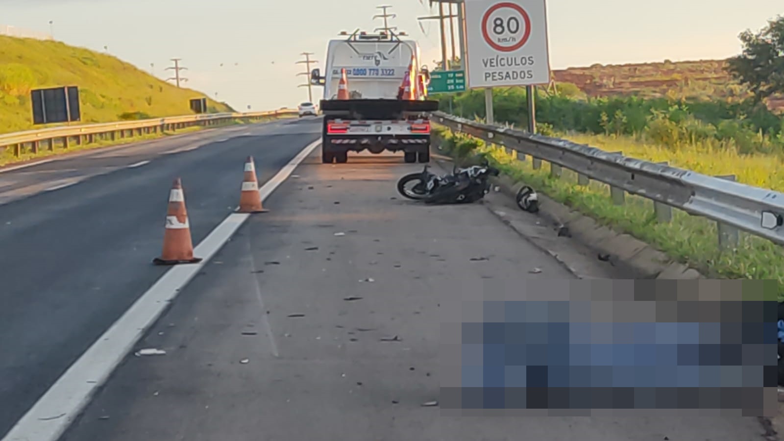 Motociclista morre após cair e ser atropelado em rodovia de Piracicaba (SP)