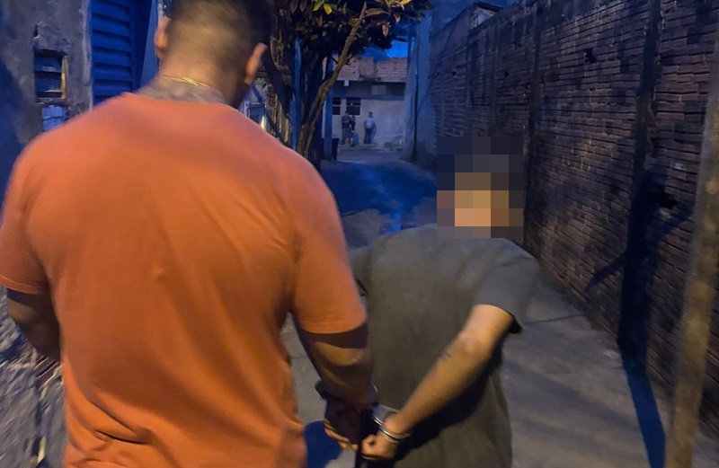 Indivíduo recém-liberado da prisão é detido por tráfico de drogas em Piracicaba (SP)