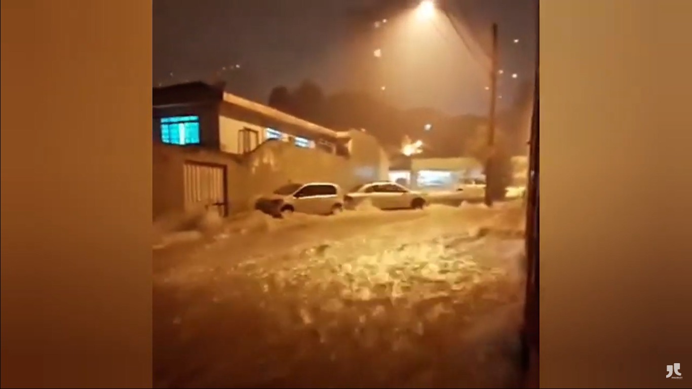 Temporal em Piracicaba transforma ruas e avenidas em rios ‘furiosos’; chuva veio para ficar