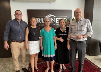 Angelo Amaral Frias, Celisa Amaral Frias, Maria Olinda Domenico, Ivani Neves e Angelo Frias Neto.