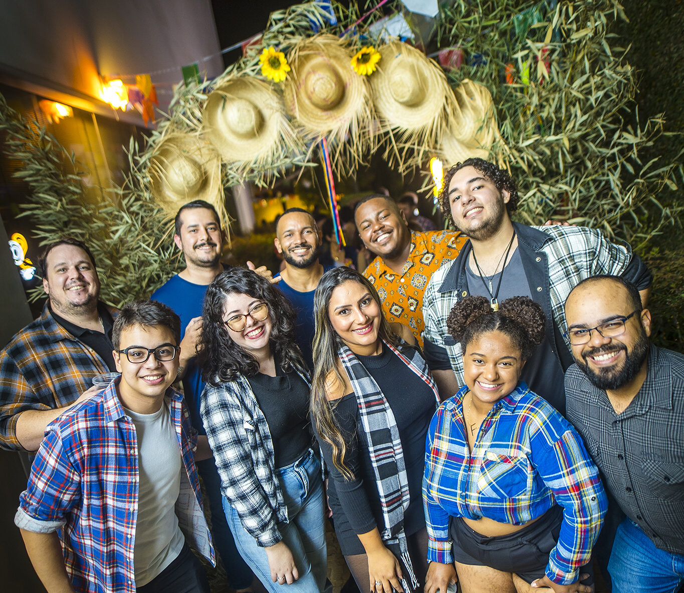 Frias Neto comemora metas batidas em arraiá