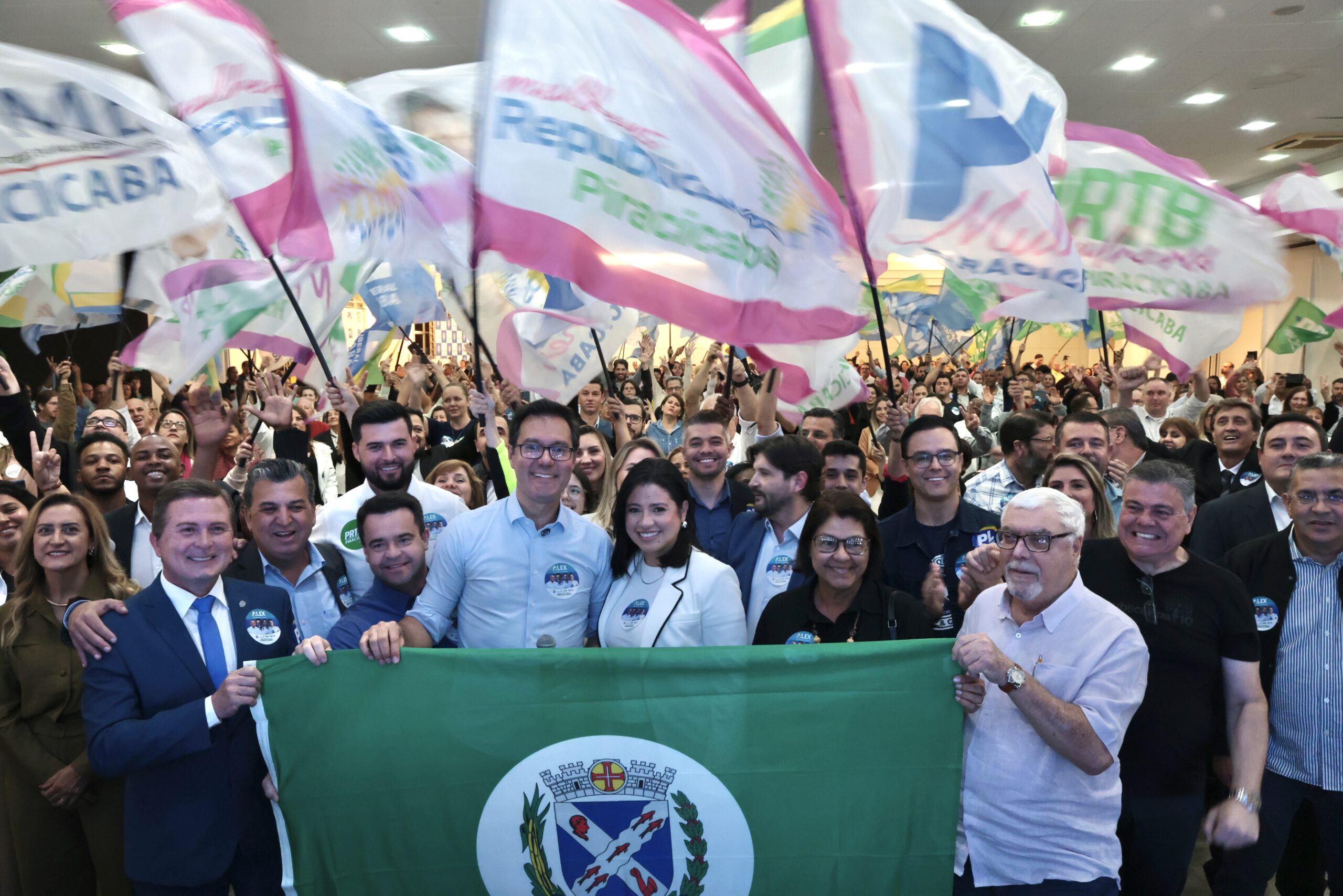 Ex-presidente Bolsonaro e Governador Tarcísio têm Alex Madureira como candidato a prefeito em Piracicaba