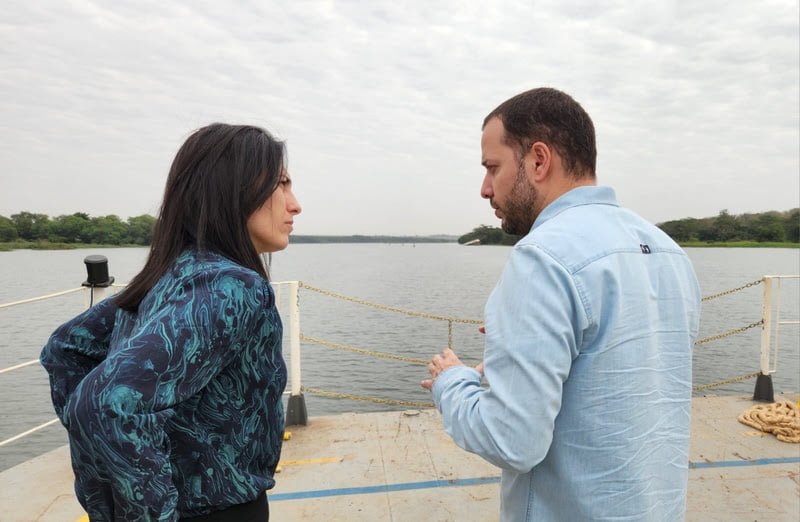 Hidrovia Tietê-Paraná: secretária Natália Resende visita obra de ampliação da profundidade no interior paulista; investimento de R$ 293 milhões
