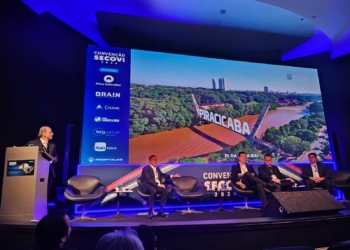 Painel "Mercado do Interior" na Convenção Secovi 2024.