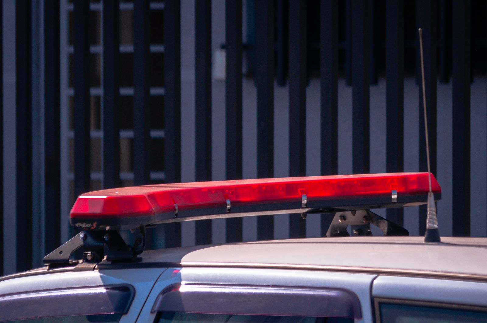 Grávida de 28 anos morre após ser agredida e queimada em via pública