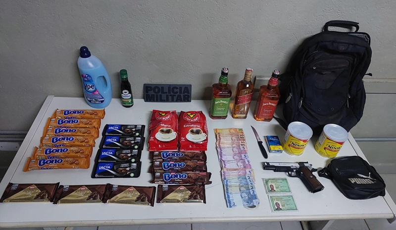 PM prende três indivíduos por roubo a mercado em Piracicaba; pistola foi encontrada em posse de um deles