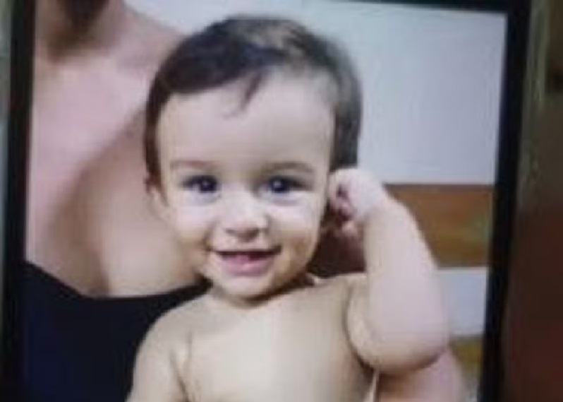 Criança de 2 anos morre vítima de choque elétrico