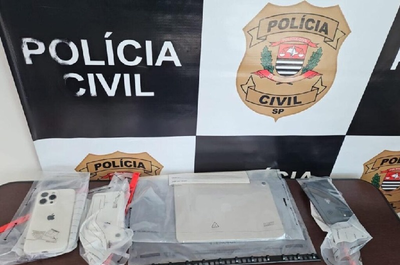 Jovem é investigada por envolvimento com o “Jogo do Tigrinho” em Piracicaba; eletrônicos foram apreendidos