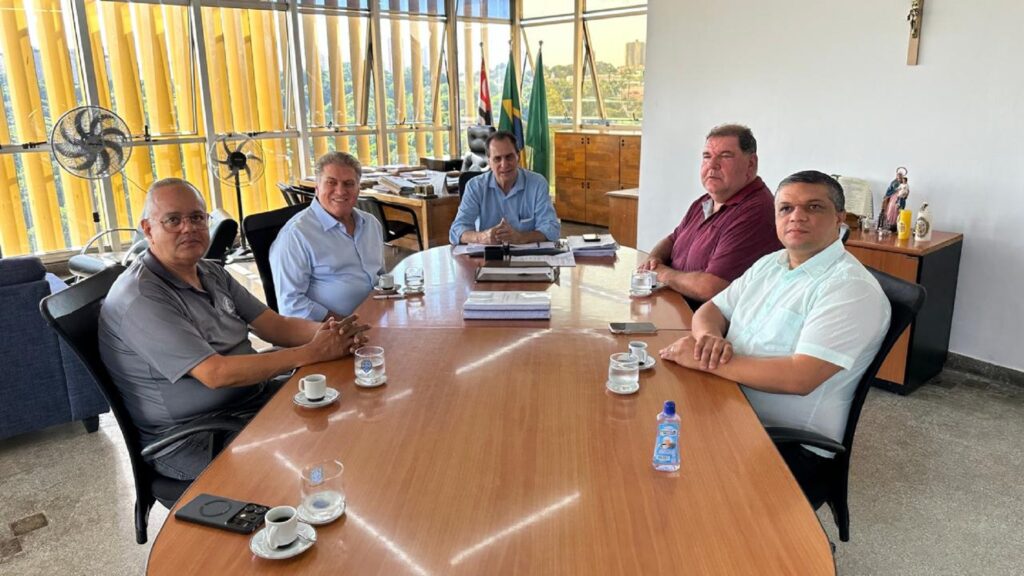 Prefeito Helinho Zanatta anuncia mais dois secretários