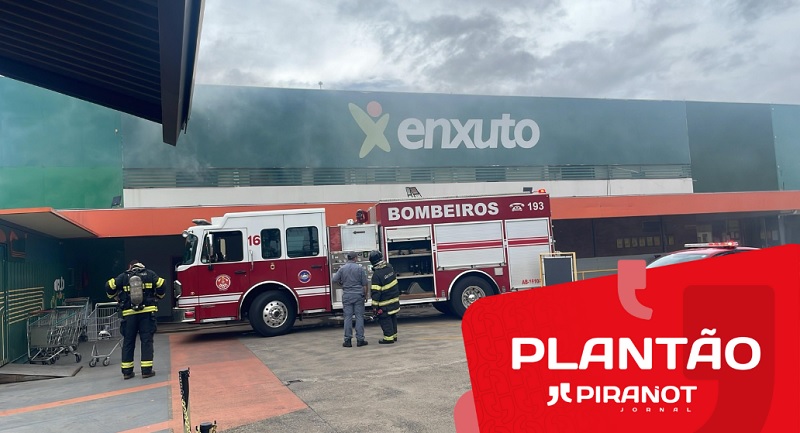 Forte incêndio atinge supermercado Enxuto em Piracicaba
