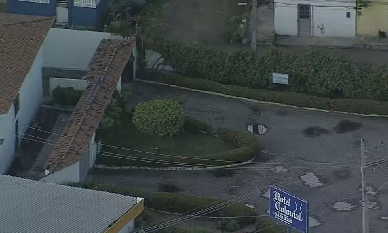 Mulher morre após ser enforcada por ex-companheiro dentro de motel