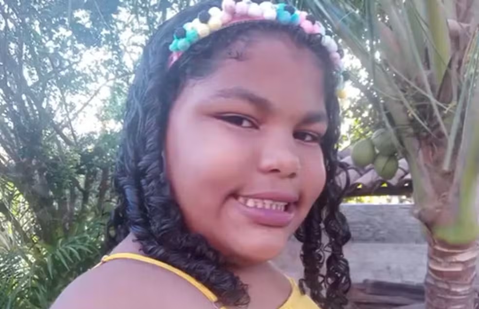 Menina de 11 anos morre após inalar desodorante por causa de desafio da internet