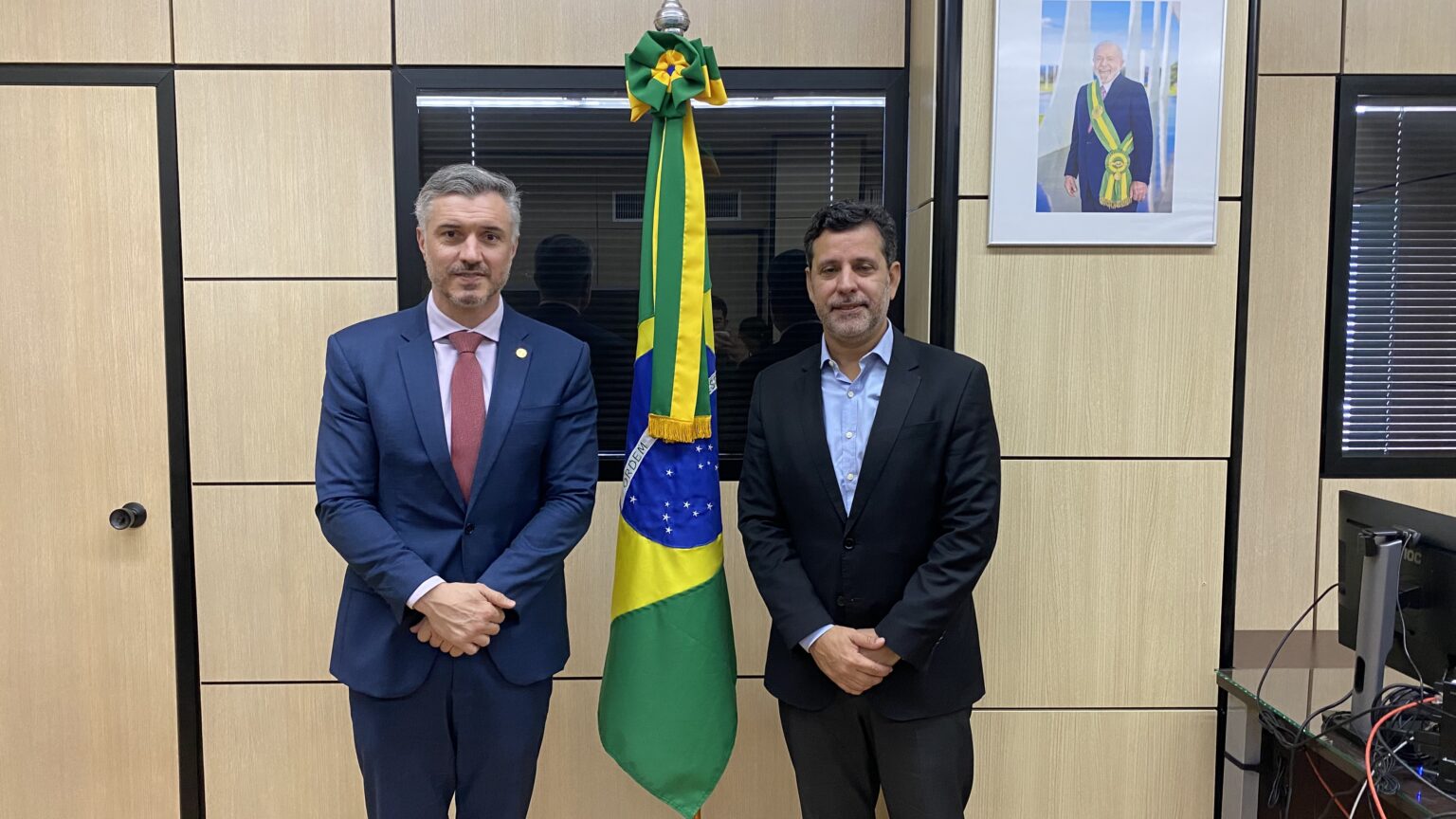 Vinicius Marchese recebe sinalização do MEC contra cursos 100% EAD de engenharia