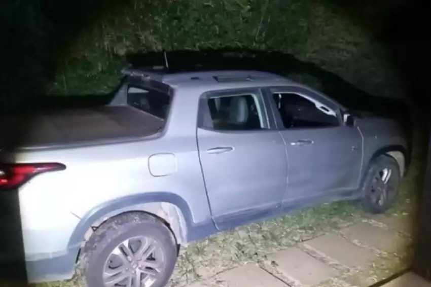 Casal é encontrado morto com as mãos amarradas dentro de caminhonete na Serra de São Pedro