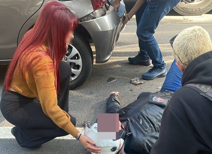 Motociclista é socorrido em estado grave após colidir na traseira de carro em Piracicaba
