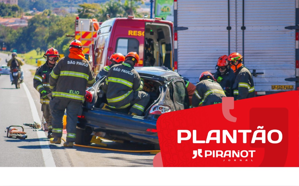Colisão entre carro e caminhão deixa vítimas presas às ferragens na Rodovia Geraldo de Barros, em Piracicaba