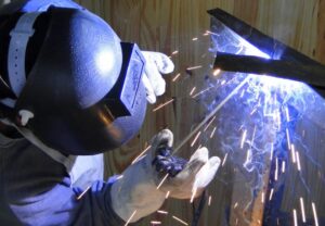 Com currículo do Senai, portas se abrem: Senai Vila está com inscrições abertas para cinco cursos presenciais em Piracicaba