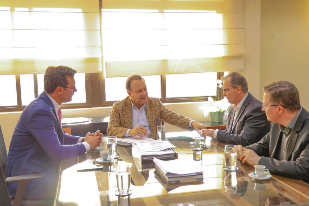 Prefeito Helinho Zanatta cobra mais leitos e investimentos para a saúde de Piracicaba