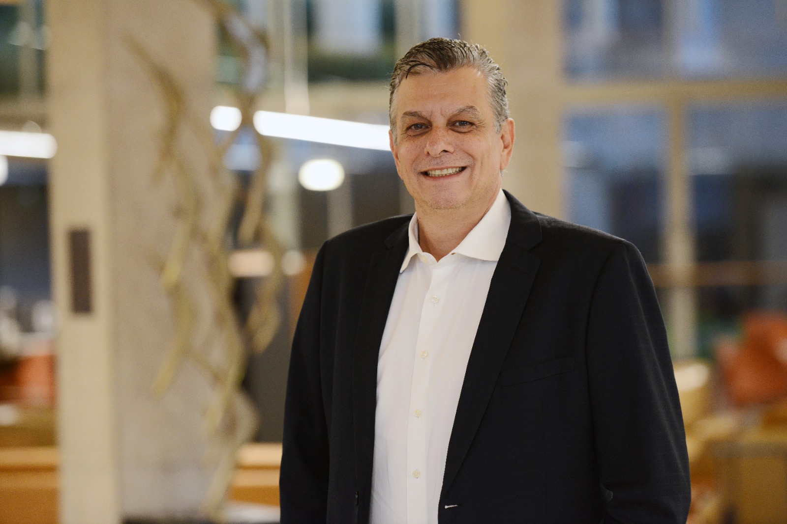 ENTREVISTA | “Digitalizamos serviços, mas seguimos apostando no relacionamento humano”, diz Mauricio Benato, presidente da Acipi