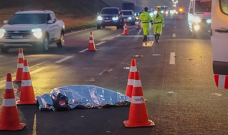 Motociclista morre em acidente na Rodovia do Açúcar durante a madrugada em Piracicaba