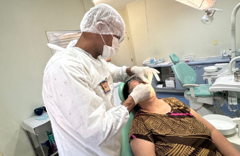 Prefeitura de Piracicaba anuncia entrega de 6,5 mil próteses dentárias para zerar filas