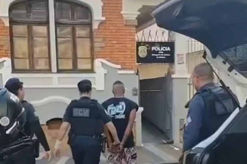 Indivíduo é preso após manter esposa e filha trancadas sob ameaça em Piracicaba