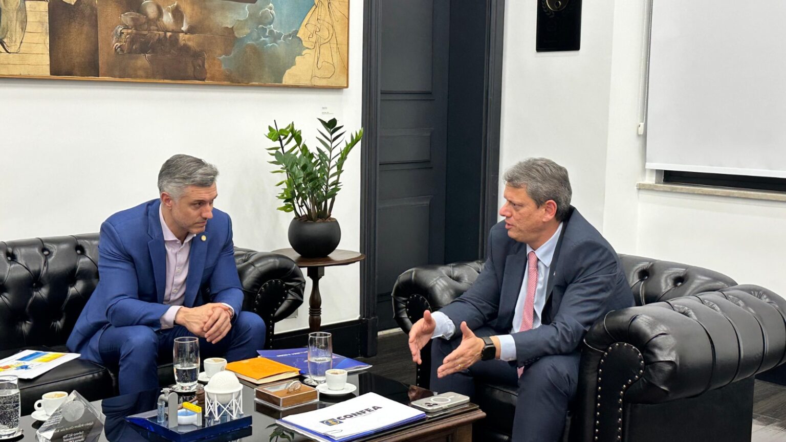 Vinicius Marchese leva projetos estratégicos da engenharia ao governador Tarcísio