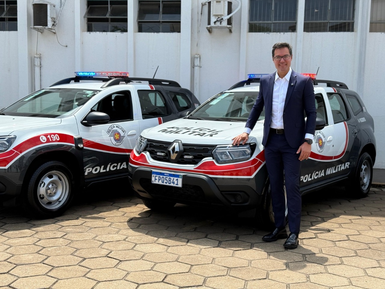 Deputado Estadual Alex Madureira participa da entrega de novas viaturas e inauguração da Cabine Lilás em Piracicaba