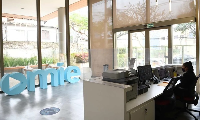 Empresa de tecnologia Omie abre vagas de emprego em Piracicaba