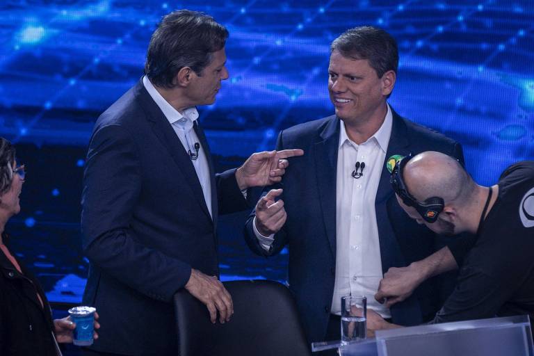 Governador de São Paulo, Tarcísio de Freitas, interrompe agenda no interior do Estado para responder ao governo Lula e ao ministro Haddad