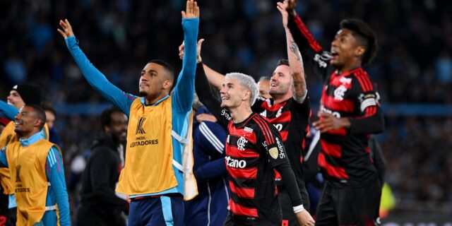 Com um a menos, Flamengo segura o Racing e avança à final da Libertadores