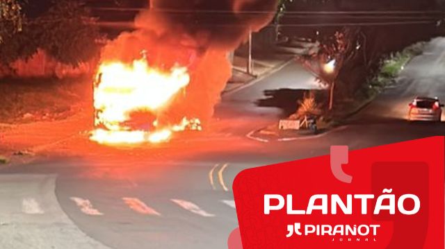 Ônibus do transporte público de Piracicaba é incendiado após morte de criminosos pela Força Tática na zona norte