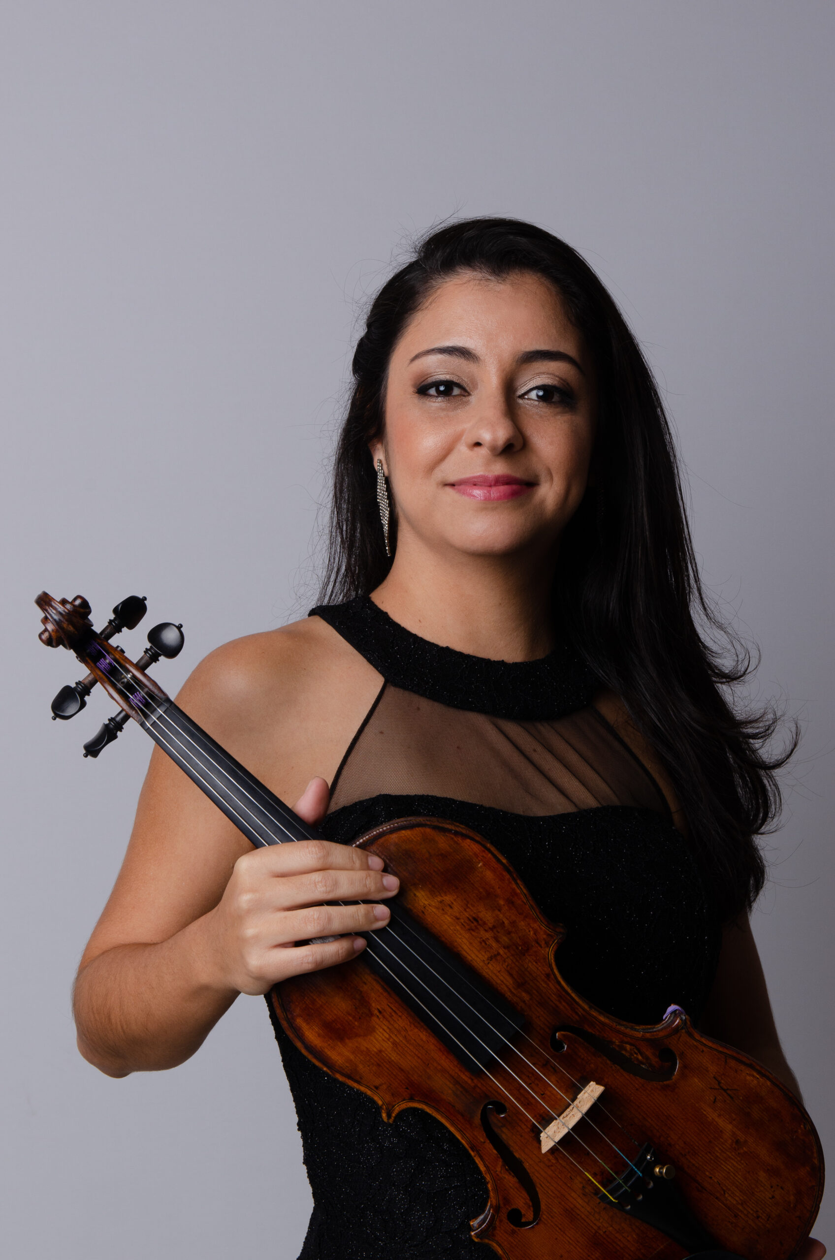 Gratuito no Pecege: Filarmônica Jovens Músicos convida a violinista Gabriela Queiroz Gratuito no Pecege: Filarmônica Jovens Músicos convida a violinista Gabriela Queiroz