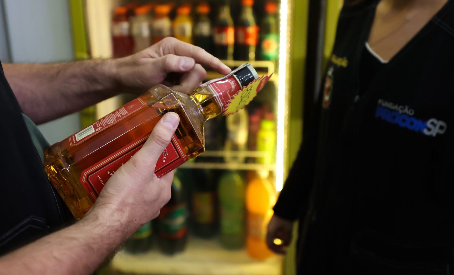 Procon fará ação simultânea com orientações sobre metanol em bares de todo o Estado de SP