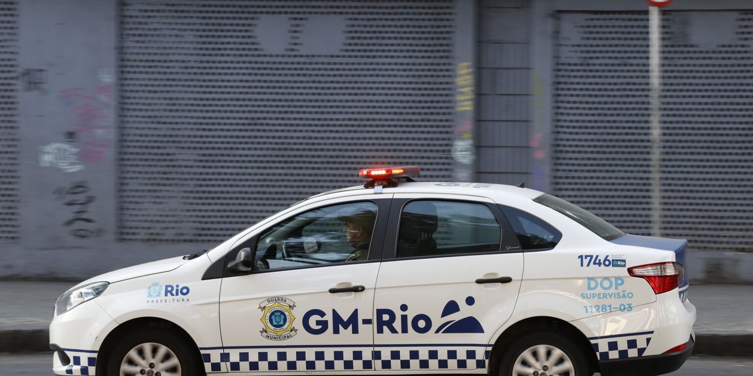 Elite da Guarda Municipal do Rio se prepara para atuar armada