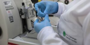 Cura do câncer de próstata alcança 98%, mas diagnóstico precoce é crucial